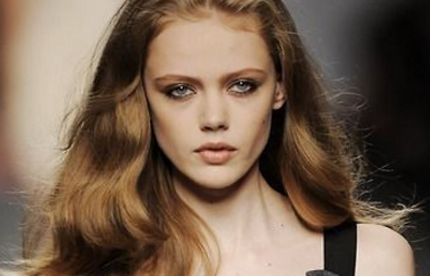 南京去眼袋手術(shù)，哪家醫(yī)院靠譜又專業(yè)