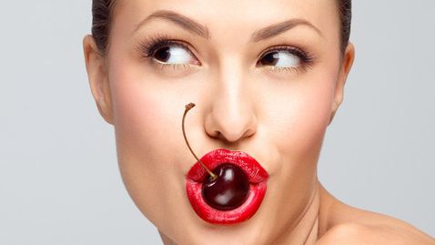 上海唇部整形權(quán)威醫(yī)院盤點(diǎn)｜專家醫(yī)師團(tuán)隊(duì)帶你認(rèn)識(shí)當(dāng)?shù)刂\所