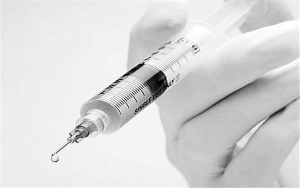 如何選擇適合牙齒矯正的年齡？矯正牙齒需要注意哪些事項呢？