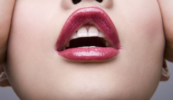 南充哪家醫(yī)院的埋線雙眼皮效果好又自然？