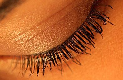 金俠整容前后照片曝光，網(wǎng)友驚嘆變化巨大！