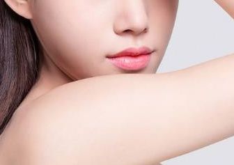 金宇彬整容了嗎？挖掘韓國明星整容現(xiàn)象，解析整容在娛樂圈的普及趨勢