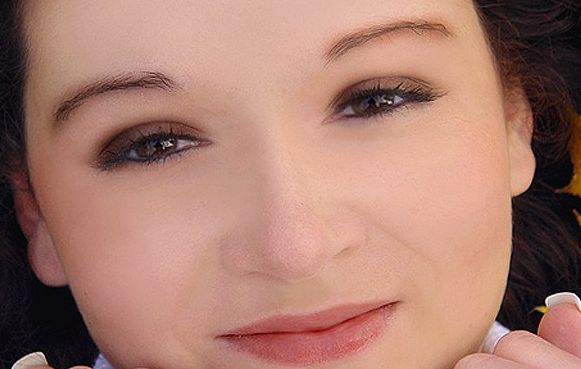 金高銀整容過了嗎？探索其整容傳聞與真相