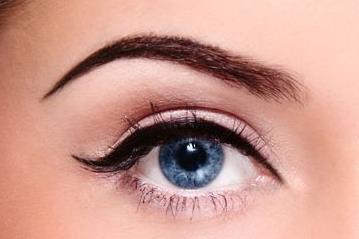 假體植入后，胸部會有哪些負面反應(yīng)？