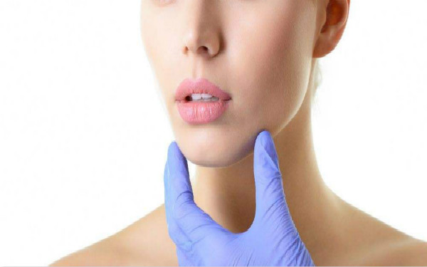 2023年深圳的種植牙費(fèi)用貴嗎？你知道嗎？