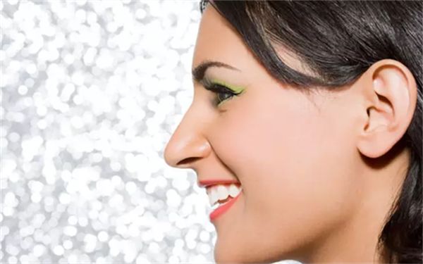 廣州眼修復專家六位【專業(yè)醫(yī)師全聚集】