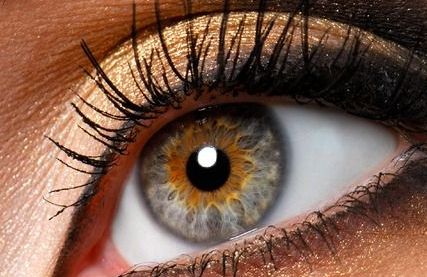 韓國帥哥整容現(xiàn)象：揭開時(shí)尚圈的美容秘密