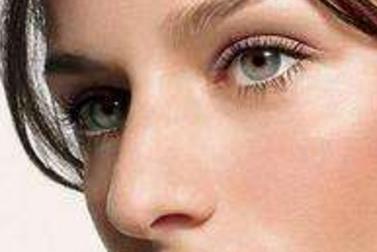 雙眼皮手術(shù)后能否正常進(jìn)食呢？注意事項(xiàng)是哪些？效果如何呢？