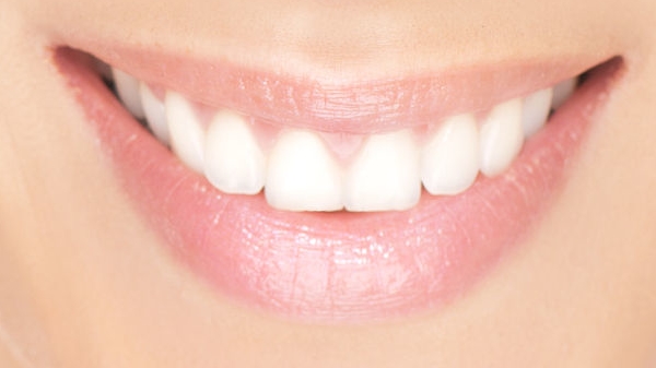 重慶西南醫(yī)院隆胸安全可靠嗎？專家解析效果如何？