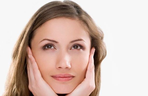 三亞三仁醫(yī)療整形美容醫(yī)院：完整整形價目表，精英醫(yī)師團隊，銘刻口碑揭秘