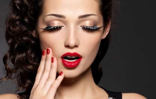 成都西區(qū)鄧東偉醫(yī)生隆鼻手術效果如何評價？