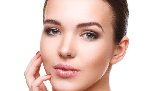 隆鼻手術(shù)：副作用和風(fēng)險(xiǎn)詳情，安全性、恢復(fù)期與注意事項(xiàng)解析