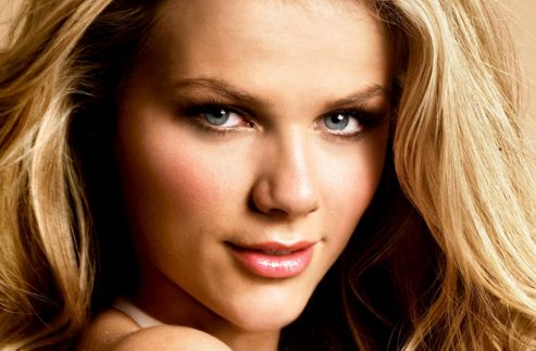 2023南京頗受歡迎的隆鼻醫(yī)生推薦名單發(fā)布！挖掘?qū)＜要毺厥中g(shù)風格，解析隱形潛力