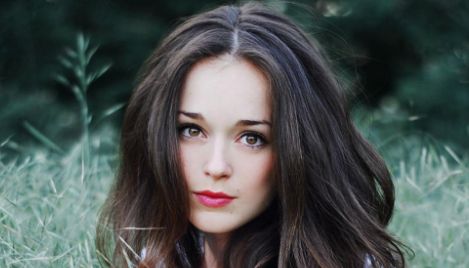 福州十佳醫(yī)療美容醫(yī)院，解決上瞼皺紋困擾