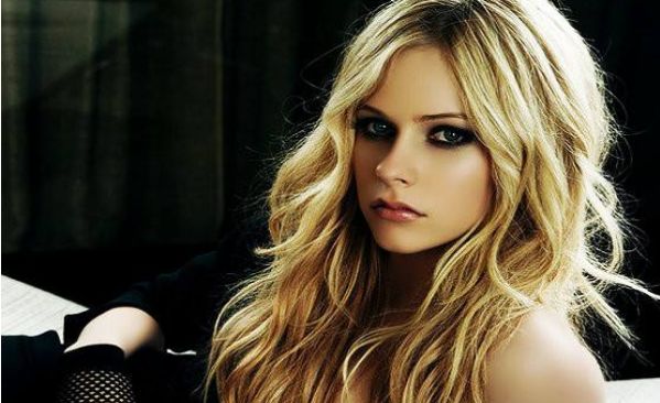 信陽美星隆鼻效果如何？專業(yè)醫(yī)生坐診解析，給出終極答案！