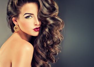 鄭州豐胸醫(yī)院排名及專家團隊，天后、華領(lǐng)豐胸價格清單大揭秘