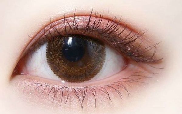 重慶五洲整形美容醫(yī)院范文亮醫(yī)生經(jīng)典隆鼻案例揭秘，手術價格公開探討