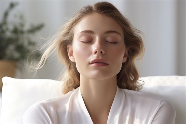 南京鼓樓醫(yī)院整鼻子手術費用及效果圖大揭秘！