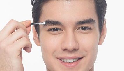 成都隆鼻名醫(yī)出爐！這10位實(shí)力專家備受推崇