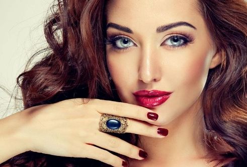 南京裴炳萬院長幫助解決胸部問題，專攻自體脂肪移植與乳房再造技術(shù)