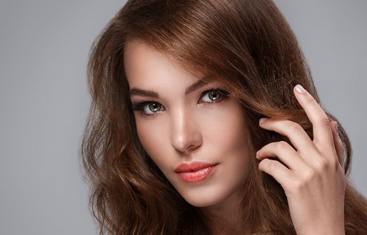 南京鼻祖朱曉波醫(yī)生：臥蠶與雙眼皮修復(fù)技術(shù)的贊譽(yù)與推薦