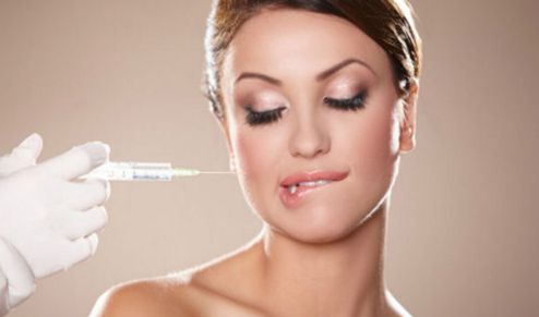 油性頭發(fā)引發(fā)脫發(fā)問題，內(nèi)分泌是否牽連其中？