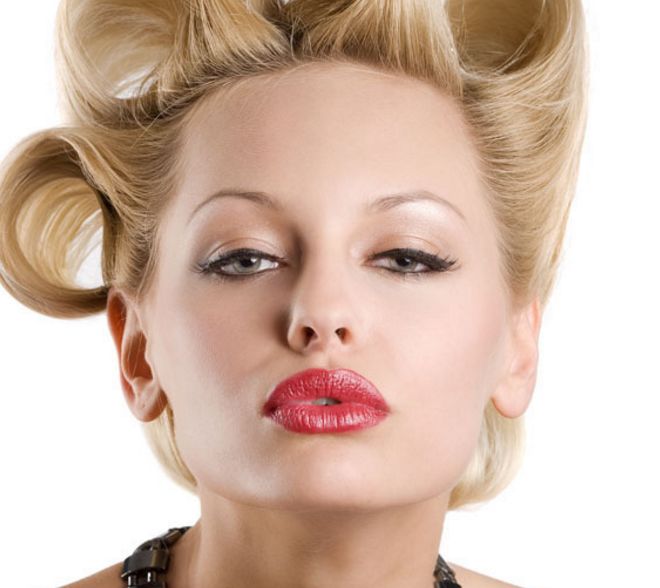 煙臺埋線隆鼻醫(yī)院排名前十，專家實力一覽！