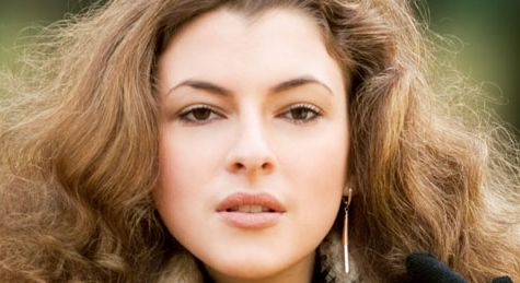 武漢隆鼻專家曾佳醫(yī)生介紹：案例分享及價格解讀