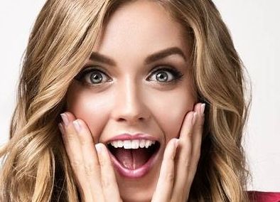 雙眼皮手術(shù)，全切還是埋線？價格大解析！