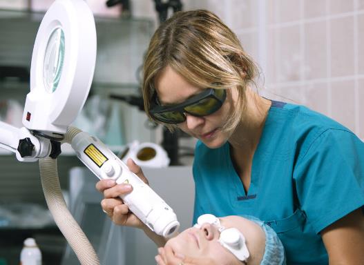 彩光嫩膚做一次什么效果？彩光嫩膚多久做一次比較好？