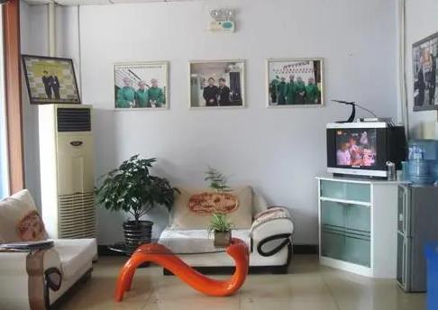 安陽(yáng)聚會(huì)醫(yī)療美容診所_接待區(qū)