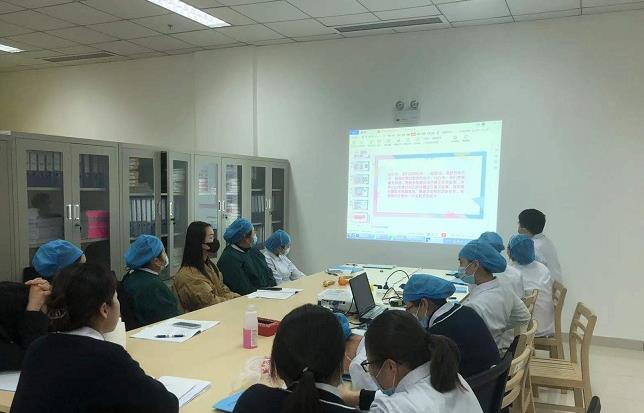 安徽醫(yī)科大學(xué)附屬阜陽(yáng)醫(yī)院燒傷整形創(chuàng)面外科_會(huì)議室