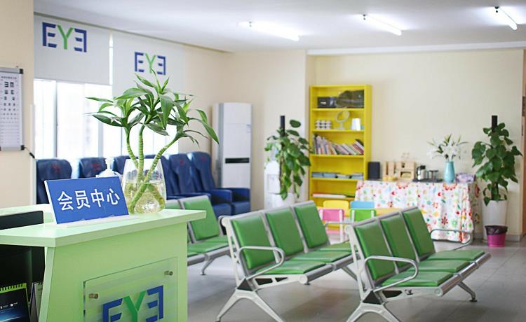 白山愛(ài)爾眼科醫(yī)院_小兒科室