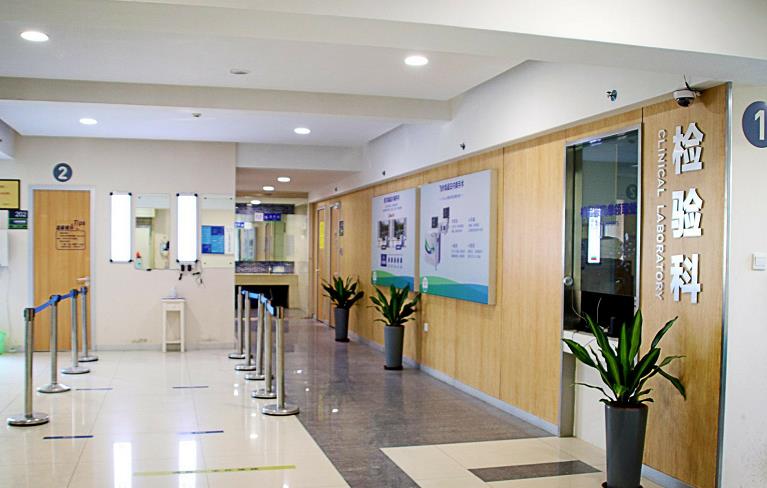 白山愛(ài)爾眼科醫(yī)院_檢驗(yàn)科