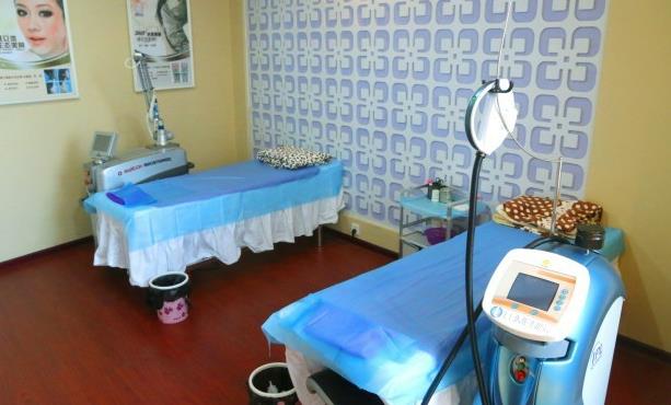 包頭麗人婦產(chǎn)醫(yī)院醫(yī)學(xué)美容科_美容室