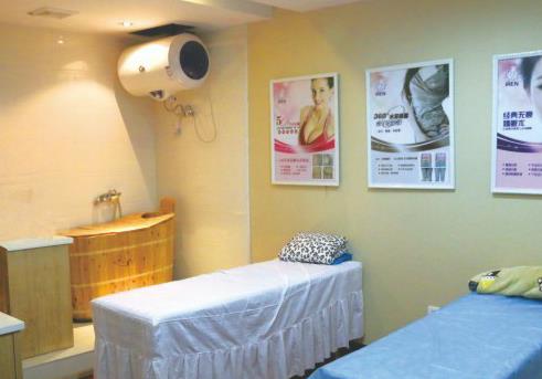 包頭麗人婦產(chǎn)醫(yī)院醫(yī)學(xué)美容科_美容治療室