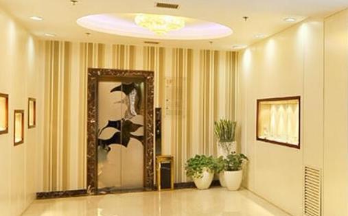 包頭劉恕醫(yī)療美容診所_醫(yī)院走廊