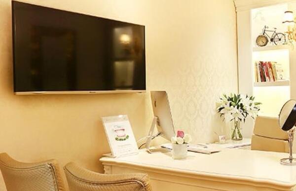 包頭劉恕醫(yī)療美容診所_形象設(shè)計室