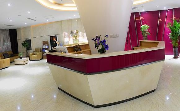 保定藍(lán)山醫(yī)療美容醫(yī)院_導(dǎo)診臺(tái)