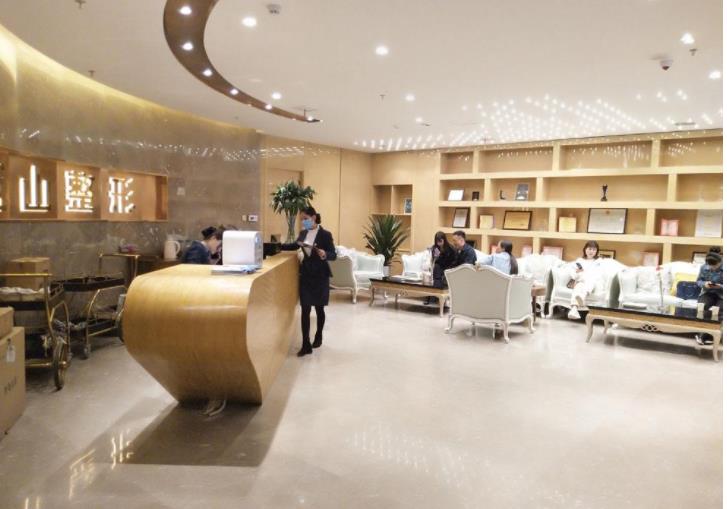 保定藍(lán)山醫(yī)療美容醫(yī)院_前臺(tái)