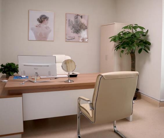 北京華夏醫(yī)美醫(yī)療美容診所_醫(yī)生診室