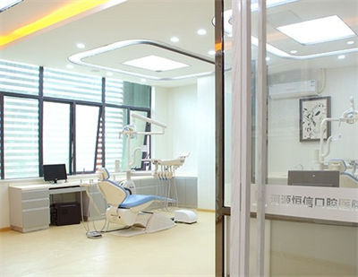 北京莫琳娜醫(yī)療美容門診部_牙科診療室