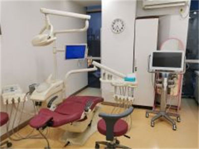 北京瑞冠口腔門(mén)診部_牙科診療室