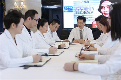 北京圣嘉榮醫(yī)療美容醫(yī)院_醫(yī)生團(tuán)隊(duì)