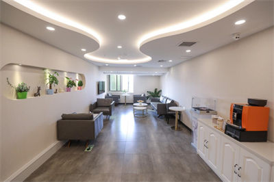 北京世熙醫(yī)療美容門診部_醫(yī)院大廳