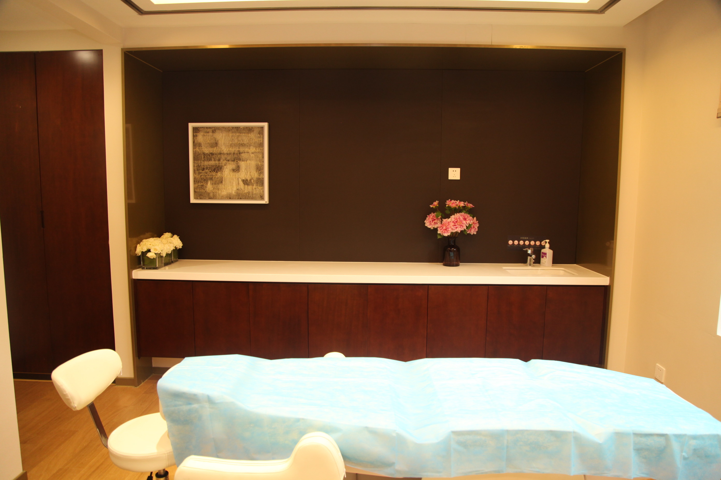 北京薇琳醫(yī)療美容醫(yī)院_醫(yī)療美容室