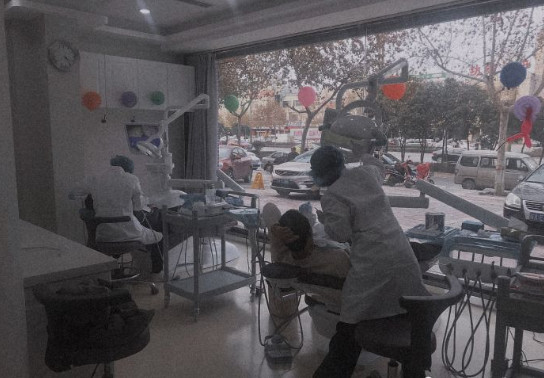 北京西爾口腔門診部_醫(yī)生牙科診室