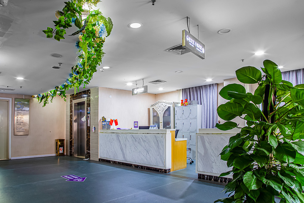 北京西翠醫(yī)院整形美容科_五樓植發(fā)科