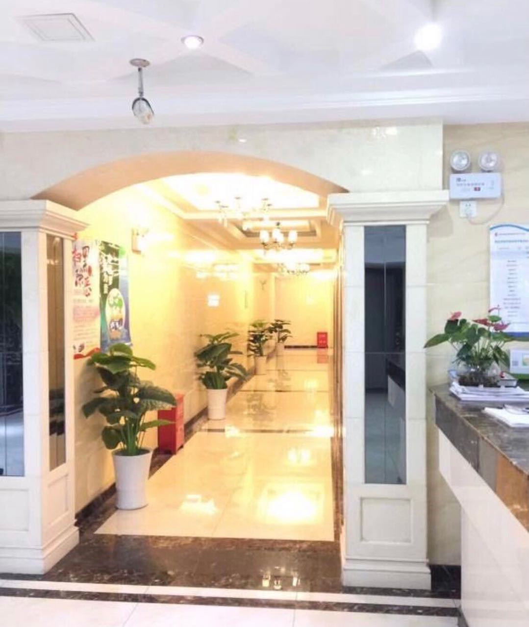 北京西美醫(yī)療美容門診部_前臺(tái)