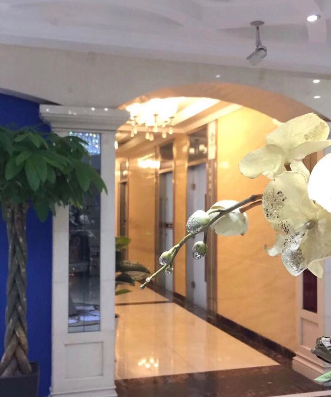 北京西美醫(yī)療美容門診部_樓道